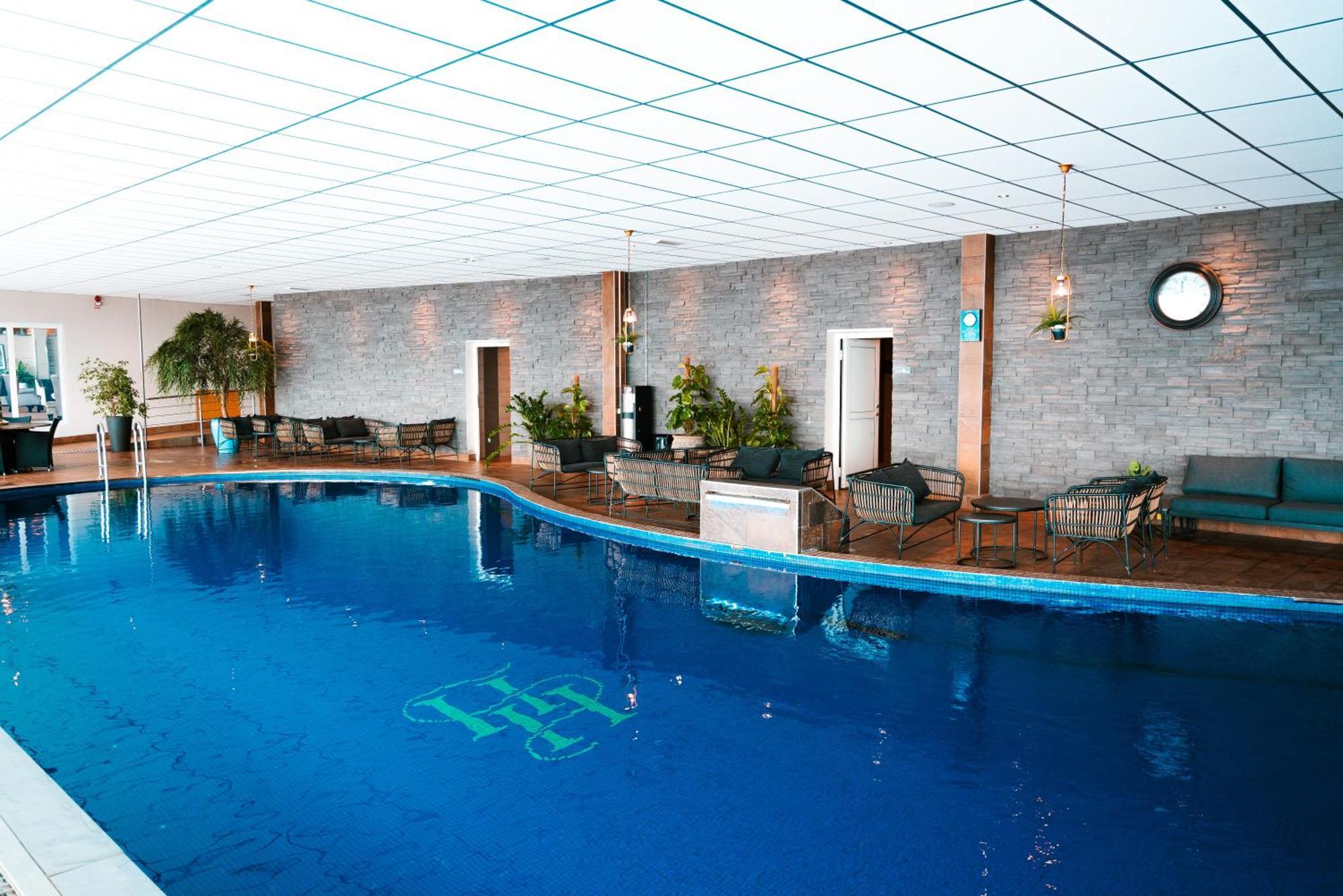 Hotell Hallstaberget Sollefteå エクステリア 写真