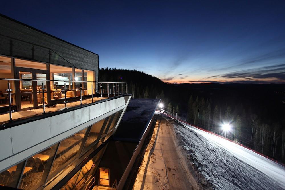Hotell Hallstaberget Sollefteå エクステリア 写真